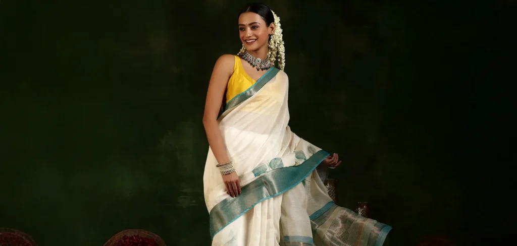 Saree Poses That Steal the Spotlight Every Time
